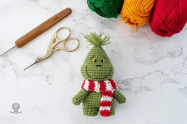 Mini Happy Grinch Crochet/Knitting Pattern - Image 4